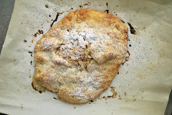 Rustic Ginger, Almond Pear Pie